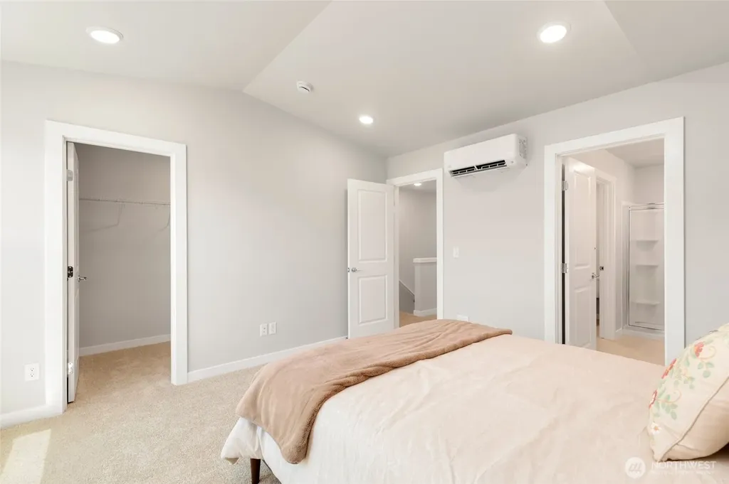 23321 Franklin Circle Black Diamond WA 98010