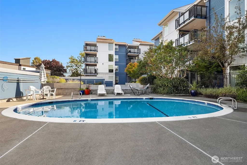 2510 W Bertona Seattle WA 98199