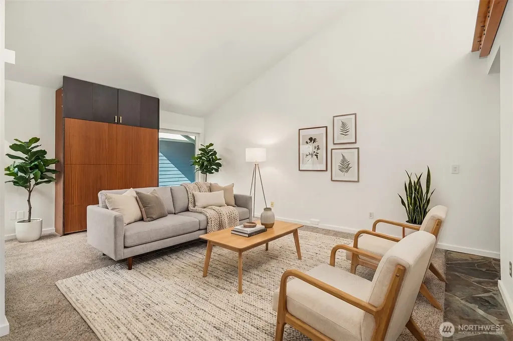 2510 W Bertona Seattle WA 98199