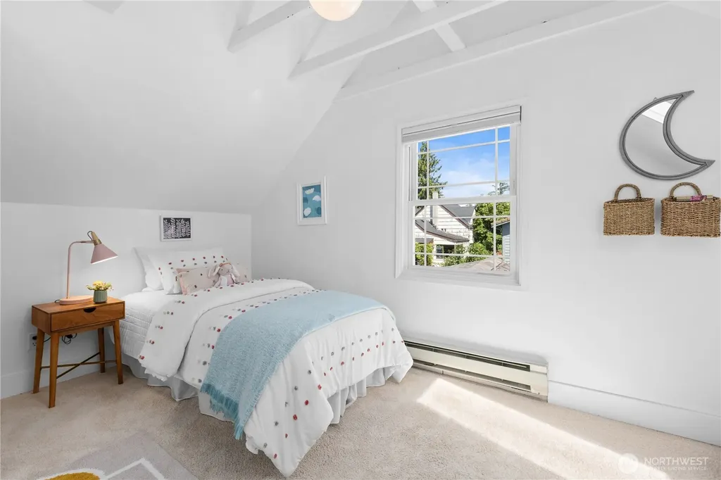 318 N 71st Street Seattle WA 98103