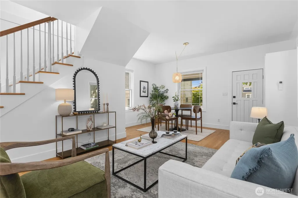 318 N 71st Street Seattle WA 98103