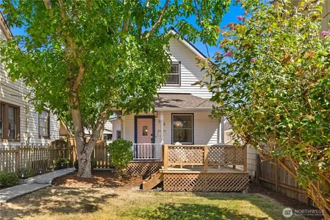 318 N 71st Street Seattle WA 98103