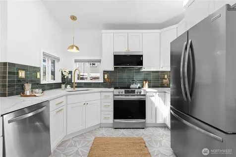 318 N 71st Street Seattle WA 98103