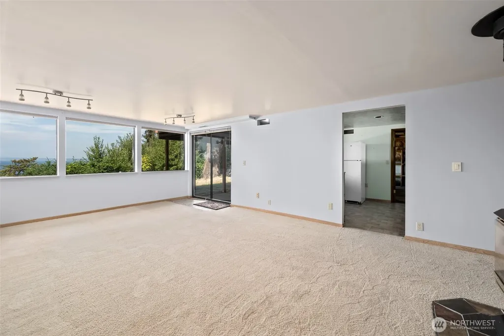 2186 Inverness Way Coupeville WA 98239