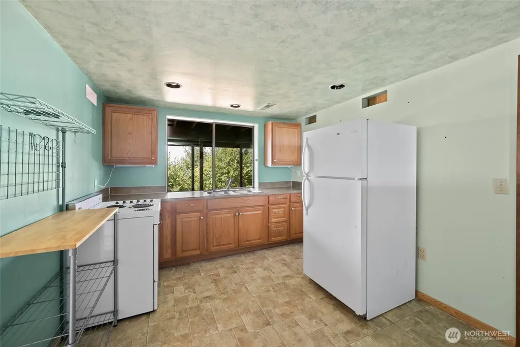 2186 Inverness Way Coupeville WA 98239
