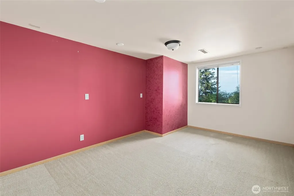 2186 Inverness Way Coupeville WA 98239