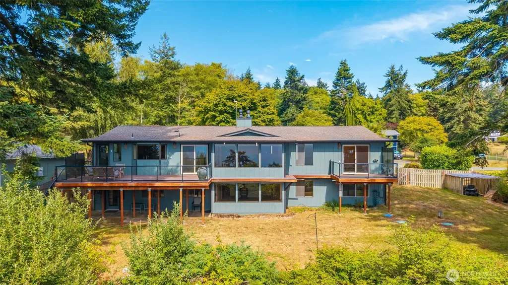 2186 Inverness Way Coupeville WA 98239
