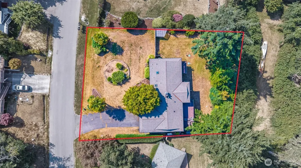 2186 Inverness Way Coupeville WA 98239