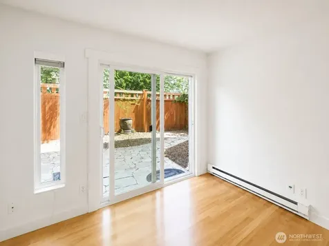 2111 E John Street Seattle WA 98112
