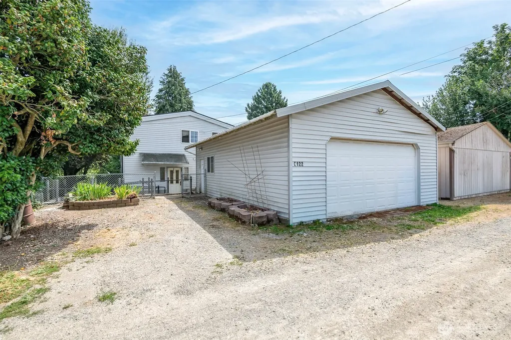 6122 Fawcett Avenue Tacoma WA 98408