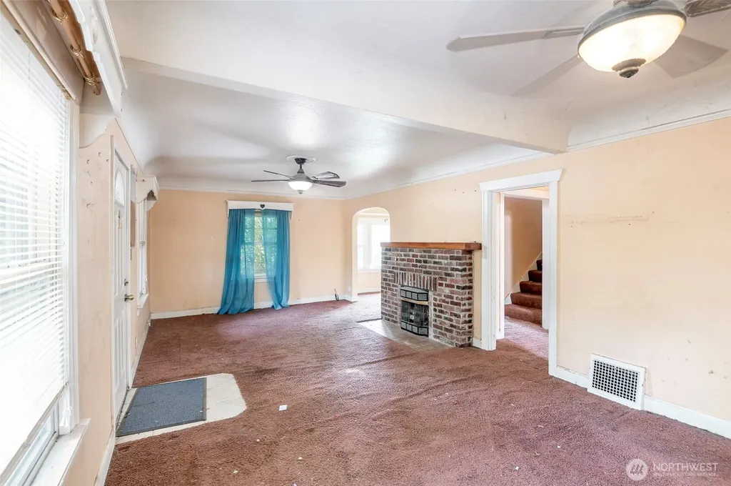 6122 Fawcett Avenue Tacoma WA 98408