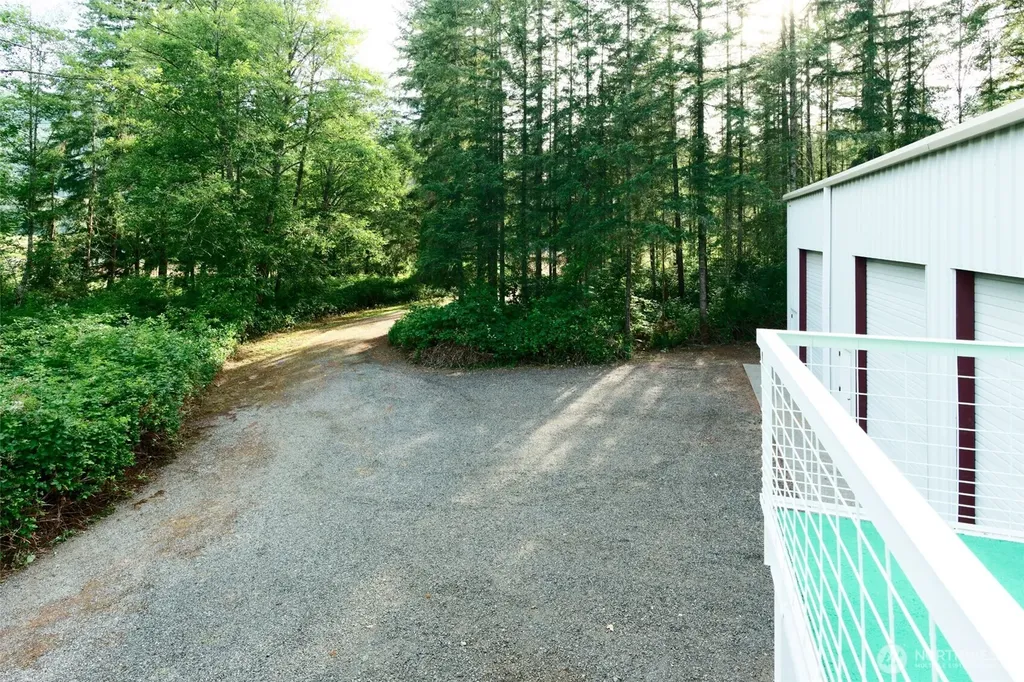 19905 State Route 530 NE Arlington WA 98223