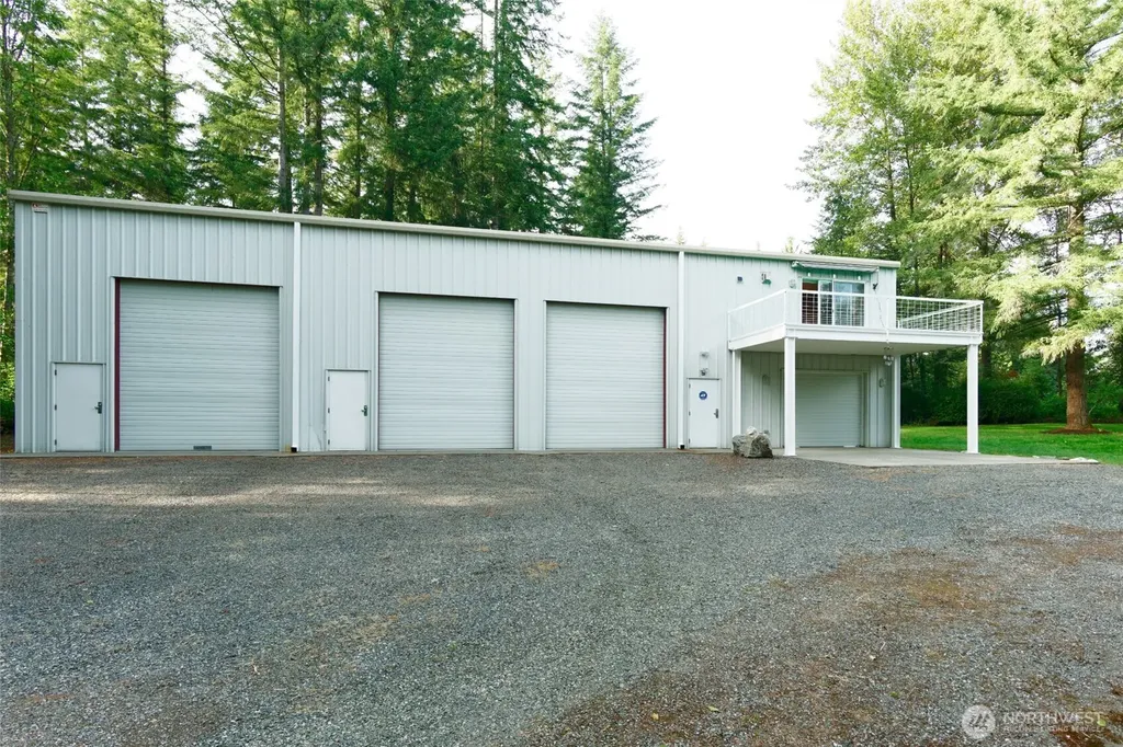 19905 State Route 530 NE Arlington WA 98223