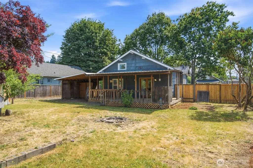 1317 Logan Street Centralia WA 98531