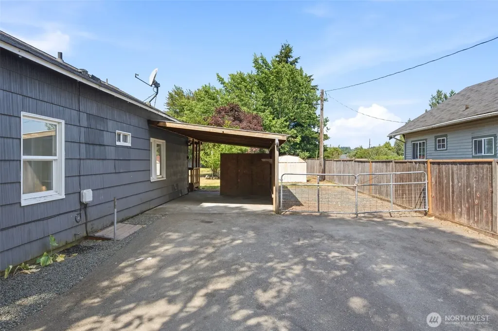 1317 Logan Street Centralia WA 98531