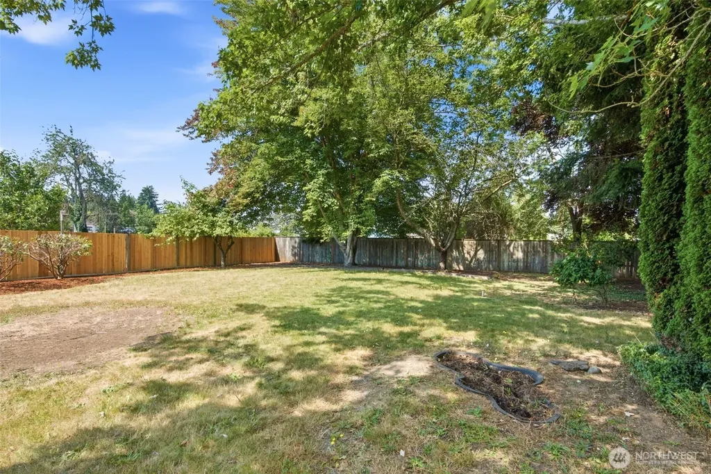 1317 Logan Street Centralia WA 98531