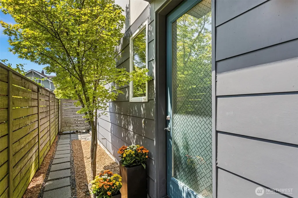 3029 Beacon Avenue S Seattle WA 98144