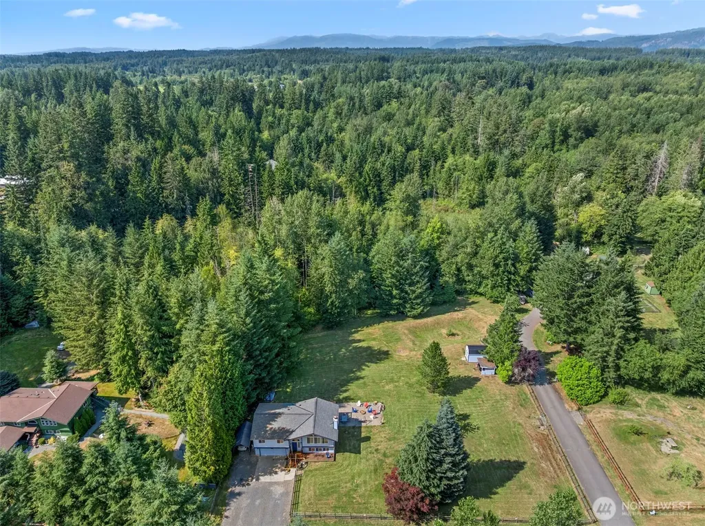 12405 101st Place NE Lake Stevens WA 98258