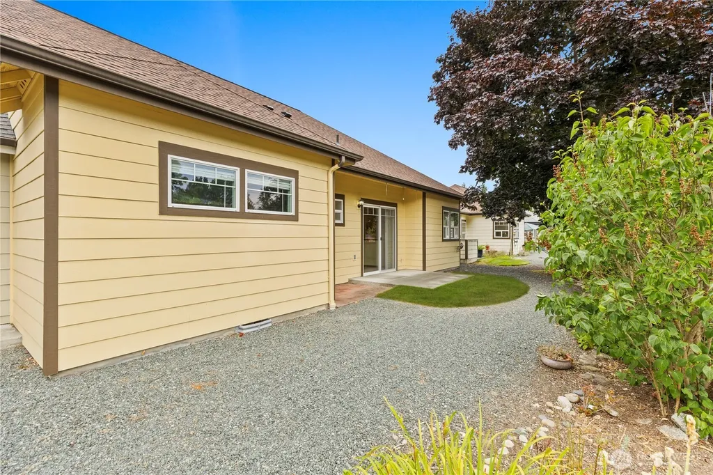 1772 Compass Boulevard Freeland WA 98249