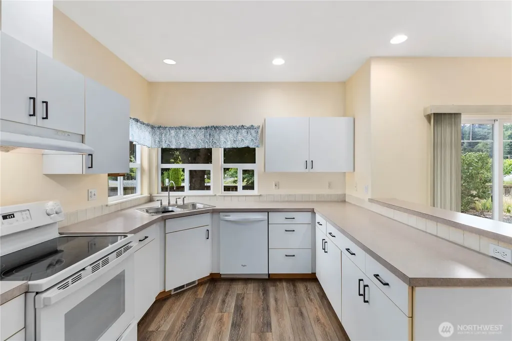 1772 Compass Boulevard Freeland WA 98249