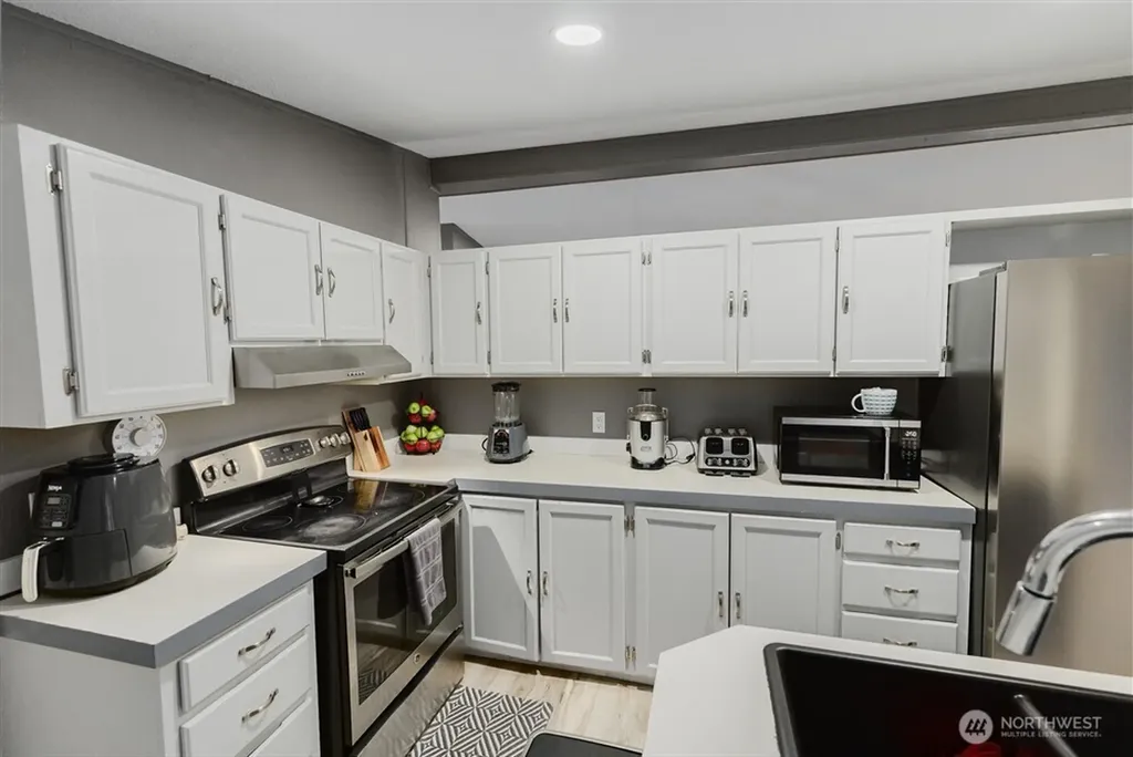 1300 SW Mayer Avenue Winlock WA 98596