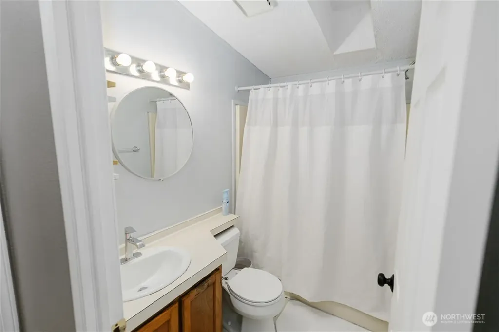 1300 SW Mayer Avenue Winlock WA 98596