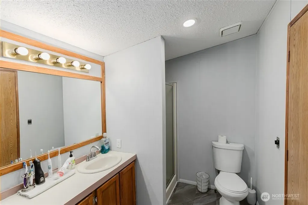1300 SW Mayer Avenue Winlock WA 98596