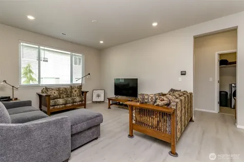 19910 138th Avenue E Graham WA 98338