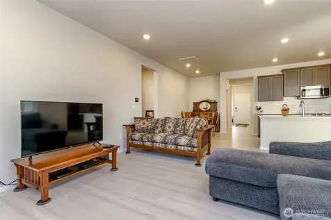 19910 138th Avenue E Graham WA 98338