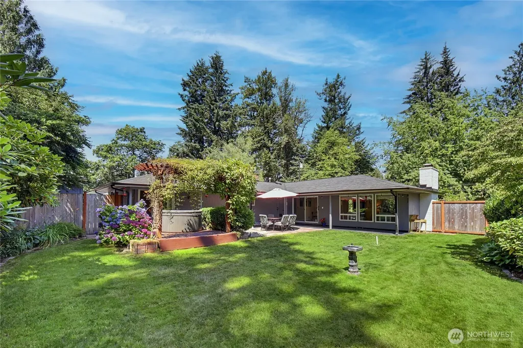 12255 SE 184th Street Renton WA 98058