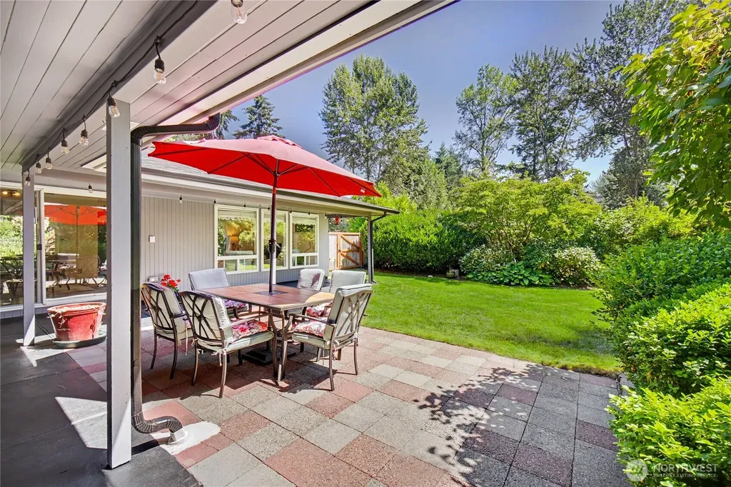 12255 SE 184th Street Renton WA 98058