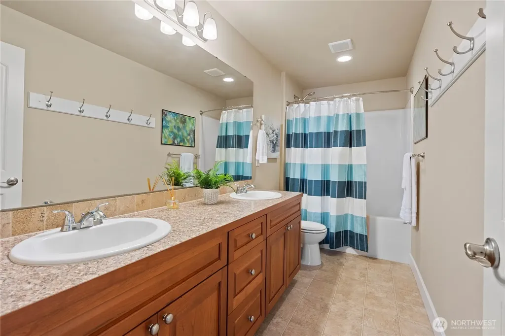 30180 60th Avenue S Auburn WA 98001