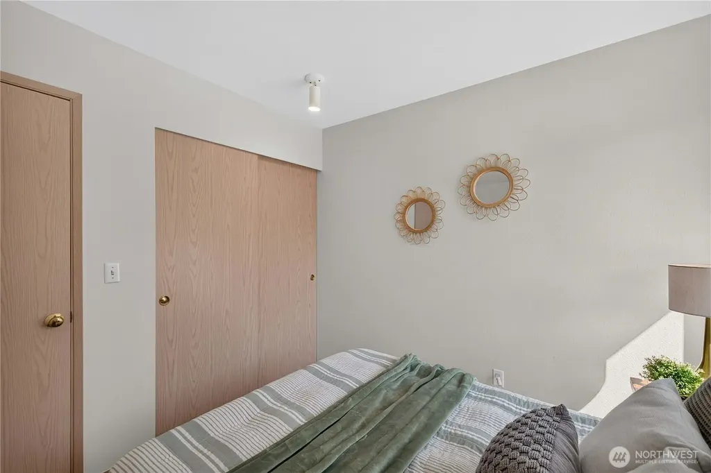 23610 SE 267th Place Maple Valley WA 98038