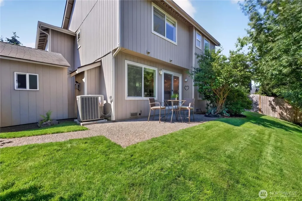 23610 SE 267th Place Maple Valley WA 98038