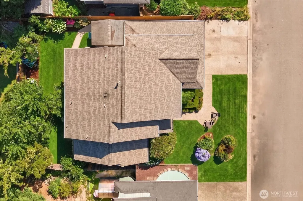 23610 SE 267th Place Maple Valley WA 98038