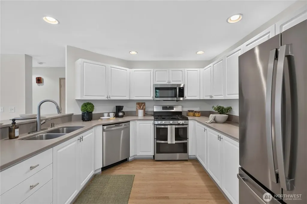 23610 SE 267th Place Maple Valley WA 98038