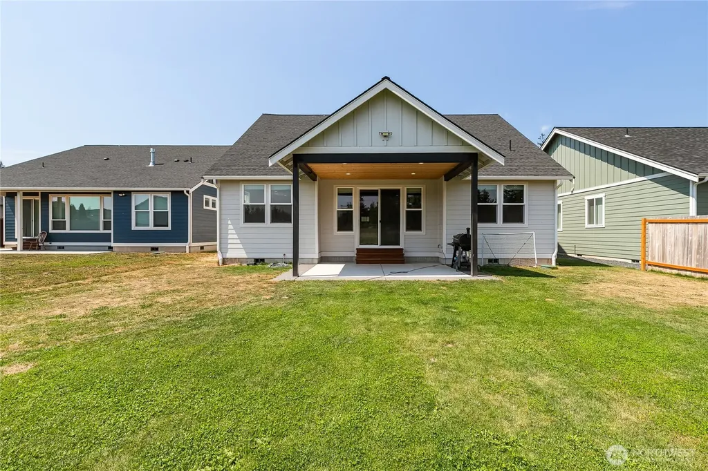 1110 Night Hawk Way Everson WA 98247