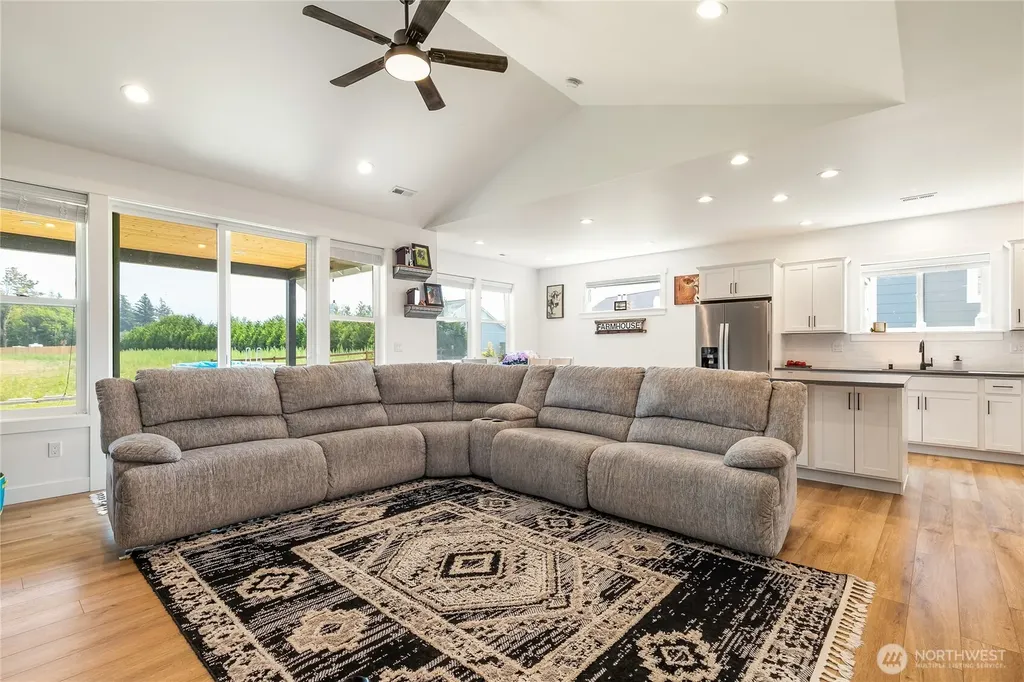 1110 Night Hawk Way Everson WA 98247