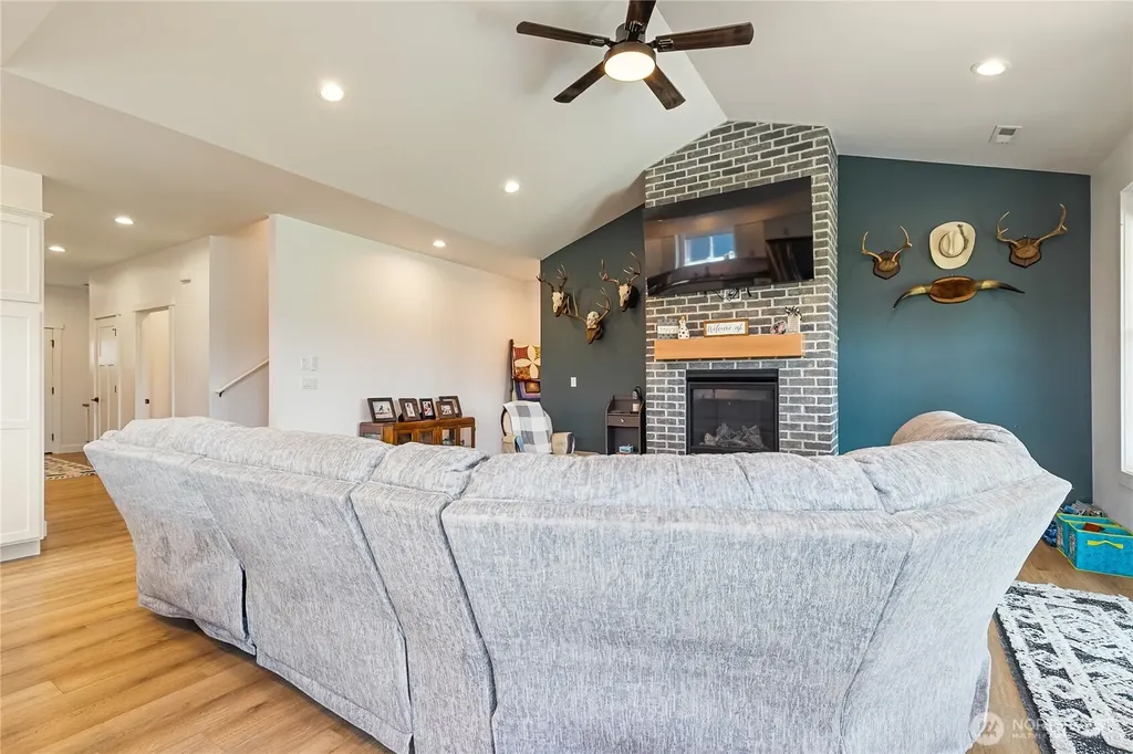 1110 Night Hawk Way Everson WA 98247