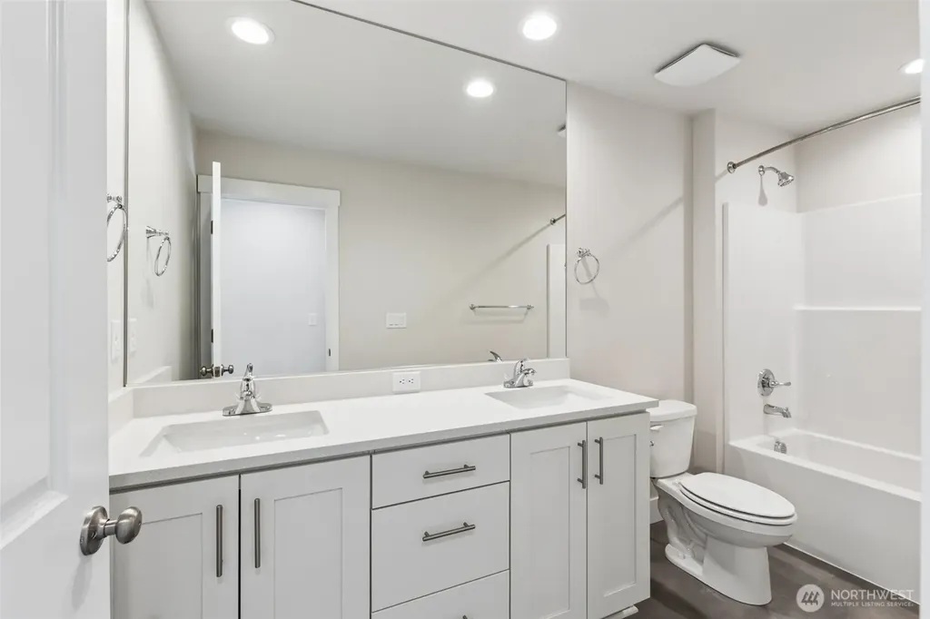 14535 204th Avenue E Bonney Lake WA 98391