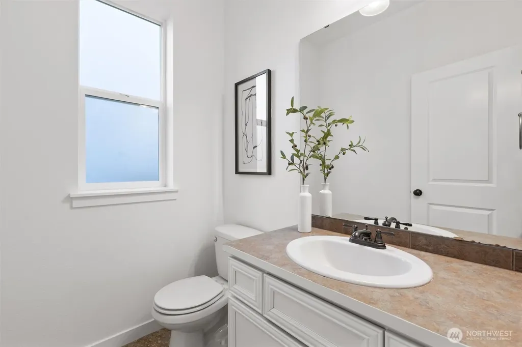 631 Ilwaco Avenue NE Renton WA 98059