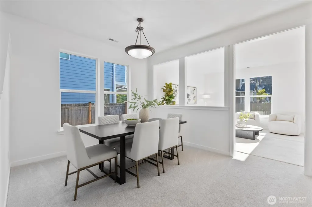 631 Ilwaco Avenue NE Renton WA 98059