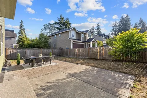 631 Ilwaco Avenue NE Renton WA 98059