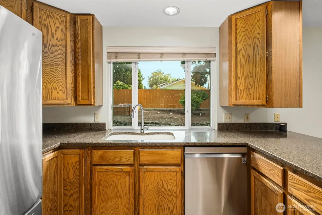 820 Monroe Avenue NE Renton WA 98056