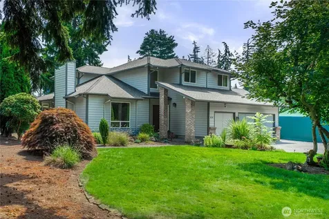 820 Monroe Avenue NE Renton WA 98056
