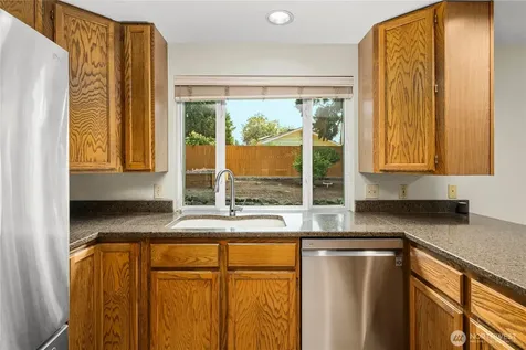 820 Monroe Avenue NE Renton WA 98056