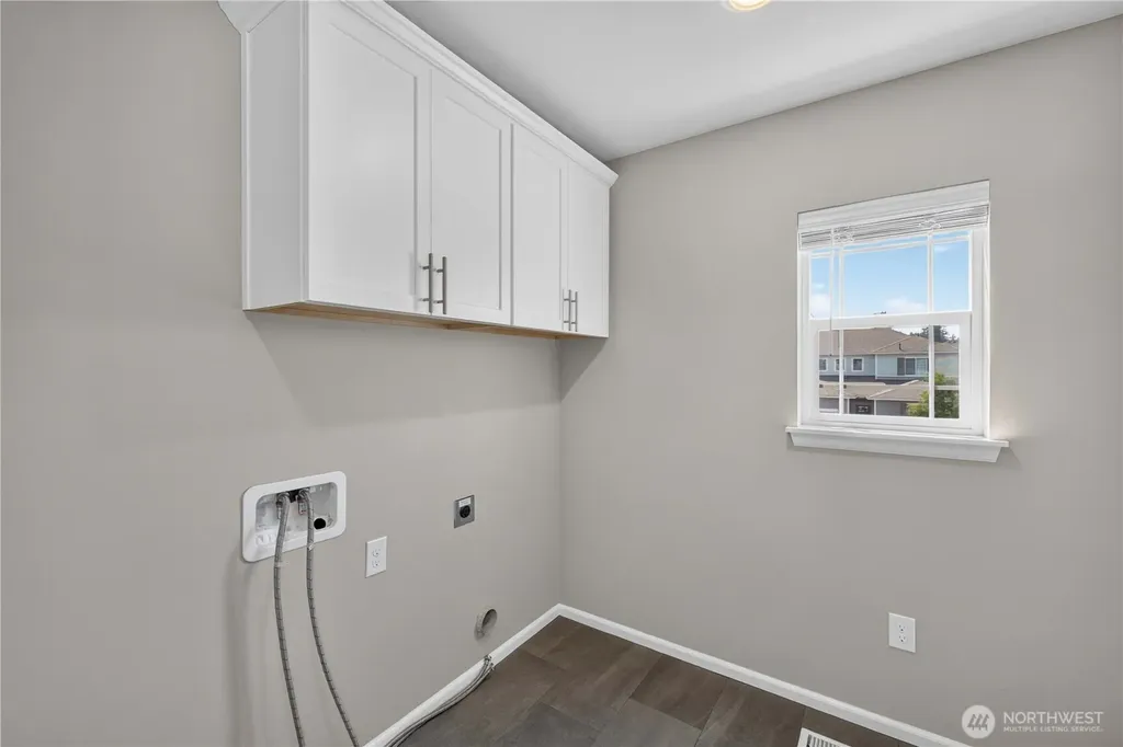 23714 229th Place SE Maple Valley WA 98038