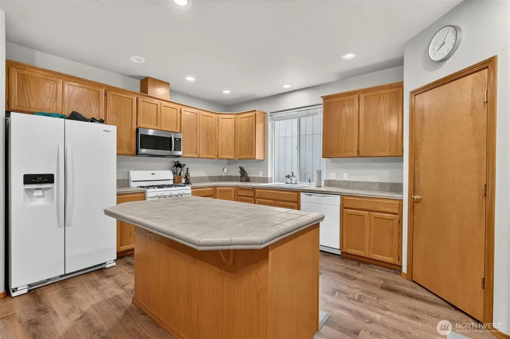 5007 Chambers Creek Loop SE Olympia WA 98501