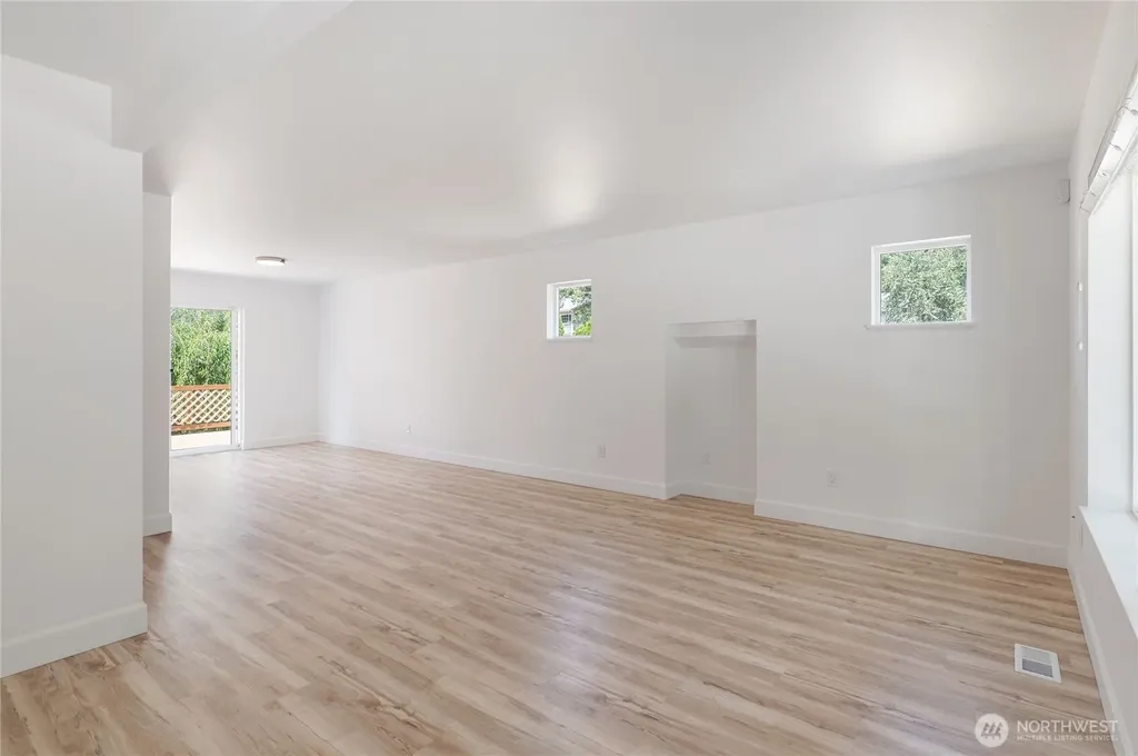 1718 193rd Avenue Ct SW Lakebay WA 98349
