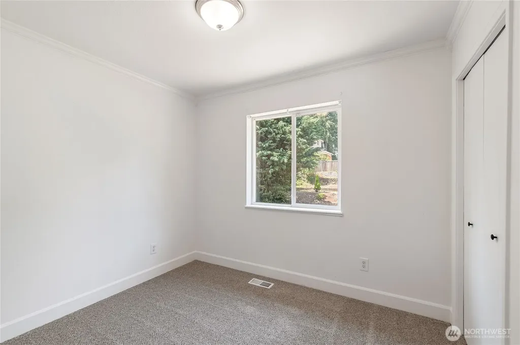 1718 193rd Avenue Ct SW Lakebay WA 98349